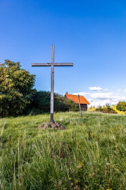 Thüringen 'in güneyinde Meiningen yakınlarındaki Hohe Geba civarında güzel bir yürüyüş.