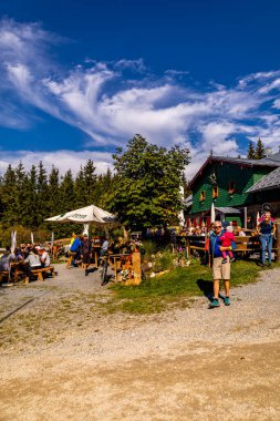 Bischofsgrn 'daki Fichtelgebirge' de güzel bir sonbahar yürüyüşü, Yukarı Franconia - Bavyera - Almanya