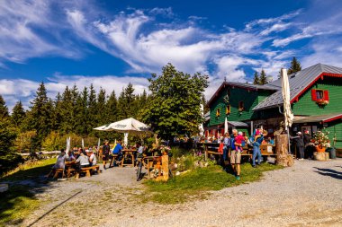 Bischofsgrn 'daki Fichtelgebirge' de güzel bir sonbahar yürüyüşü, Yukarı Franconia - Bavyera - Almanya