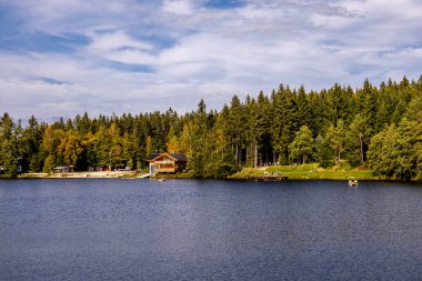 Bischofsgrn 'daki Fichtelgebirge' de güzel bir sonbahar yürüyüşü, Yukarı Franconia - Bavyera - Almanya