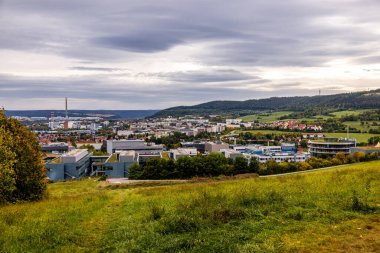 Jena - Thüringen yakınlarındaki Saale-Horizontale boyunca güzel bir sonbahar yürüyüşü.