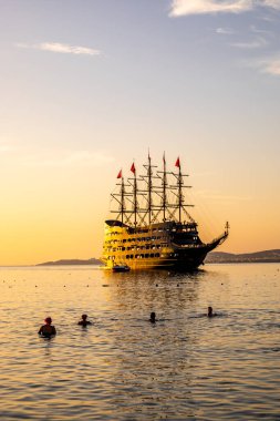 Alanya ilinin kapılarındaki Türk Rivera 'sında yaz sonu günleri - Türkiye