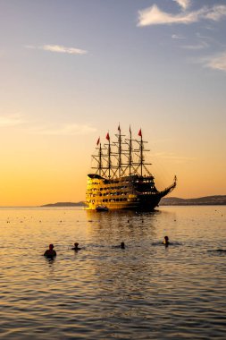 Alanya ilinin kapılarındaki Türk Rivera 'sında yaz sonu günleri - Türkiye