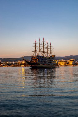 Alanya ilinin kapılarındaki Türk Rivera 'sında yaz sonu günleri - Türkiye