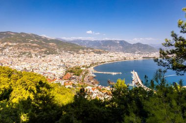 Alanya kentini, Türkiye Rivera 'daki heybetli şatosuyla keşfediyor - Türkiye