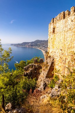 Alanya kentini, Türkiye Rivera 'daki heybetli şatosuyla keşfediyor - Türkiye