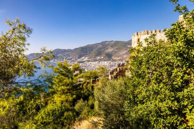 Alanya kentini, Türkiye Rivera 'daki heybetli şatosuyla keşfediyor - Türkiye