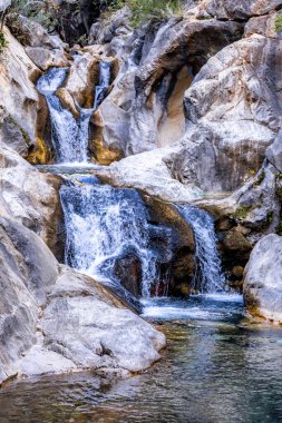 Türkiye 'nin iç kesimlerindeki Alanya yakınlarındaki Sapadere Vadisi' ne keşif gezisi