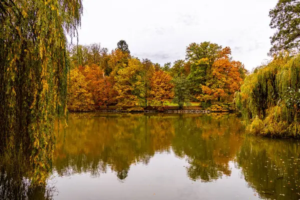 Short autumn hike through Rosenau Castle Park with the beautiful Rosenau Castle near Coburg - Rdental - Bavaria - Germany