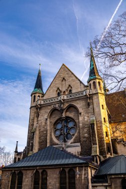 Soğuk bir kış gününde Thüringen 'in başkentinde yürümek - Erfurt - Almanya