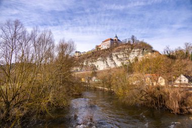 Dornburg-Camburg yakınlarındaki güzel Saale Vadisi 'nde bahar yürüyüşü - Thüringen - Almanya
