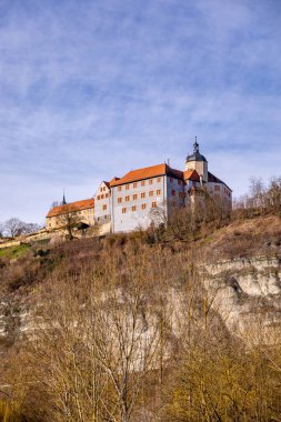 Dornburg-Camburg yakınlarındaki güzel Saale Vadisi 'nde bahar yürüyüşü - Thüringen - Almanya