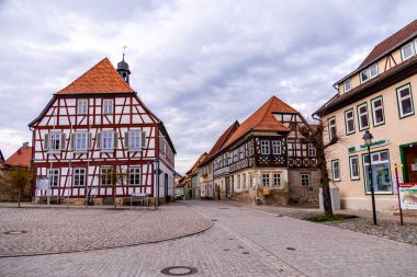 Hildburghausen - Thüringen - Almanya 'nın güzel Heldburger Diyarı' nda harika bir bahar yürüyüşü.