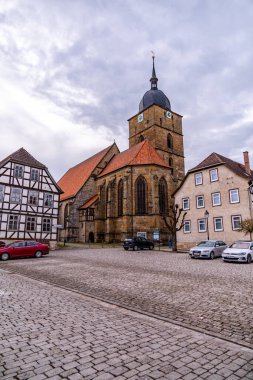 Hildburghausen - Thüringen - Almanya 'nın güzel Heldburger Diyarı' nda harika bir bahar yürüyüşü.