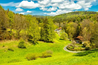Sabahın erken saatlerinde Schmalkalden kasabasında güzel manzarası Thüringen - Almanya