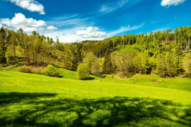 Sabahın erken saatlerinde Schmalkalden kasabasında güzel manzarası Thüringen - Almanya