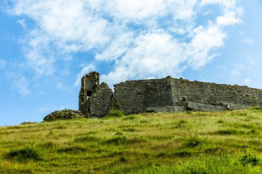 Güzel Dorset kırsalından Corfe Kalesi 'ne ve Swanage Demiryolu' na seyahat ediyoruz.