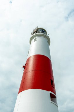 Portland-Cornwall-İngiltere adasındaki Portland Deniz Feneri 'ne yürüyün