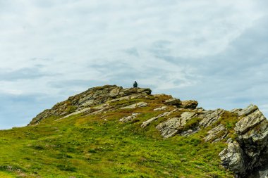 İngiltere anakarasının en güney noktasına doğru dairesel bir yürüyüş - Güzel Cornwall 'daki Kertenkele Noktası - Helston - İngiltere
