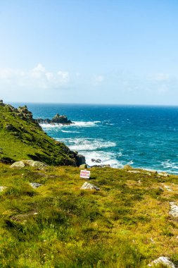 İngiltere 'nin en batıdaki noktasını keşfeden Lands End Penzance - Cornwall - İngiltere