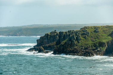 İngiltere 'nin en batıdaki noktasını keşfeden Lands End Penzance - Cornwall - İngiltere