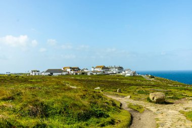 İngiltere 'nin en batıdaki noktasını keşfeden Lands End Penzance - Cornwall - İngiltere