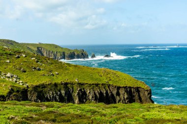 İngiltere 'nin en batıdaki noktasını keşfeden Lands End Penzance - Cornwall - İngiltere