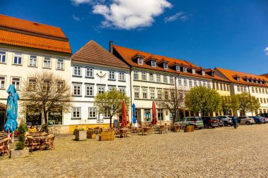 Fehrenbach yakınlarındaki Werra 'nın kaynağından Wernshausen-Thuringia yakınlarındaki Werratal' a kadar 1. Werratal Bisiklet Yolu 'nda bisikletle seyahat etmek.