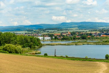 Breitungen - Thüringen yakınlarındaki Frankenberg şatosu ve Ple Berg çevresinde harika bir bahar yürüyüşü Almanya 'da bir harabe.