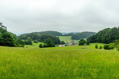 Brotterode-Trusetal 'de ilkbahar yürüyüşü - Trusetal şelalesi - Thüringen - Almanya