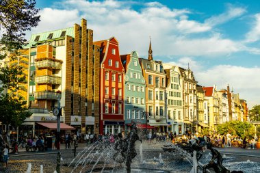 Şehir, Baltık Denizi 'ndeki Hanseatic kenti Rostock' ta, Mecklenburg-Vorpommern - Almanya