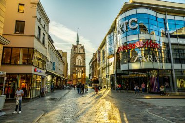 Şehir, Baltık Denizi 'ndeki Hanseatic kenti Rostock' ta, Mecklenburg-Vorpommern - Almanya