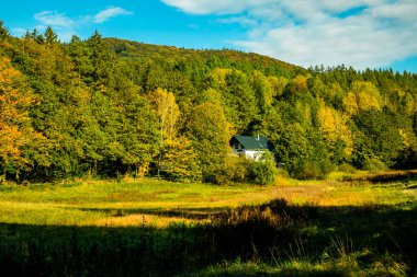 Schmalkalden 'de kısa sonbahar yürüyüşü harika bir günbatımı ile - Thüringen - Almanya