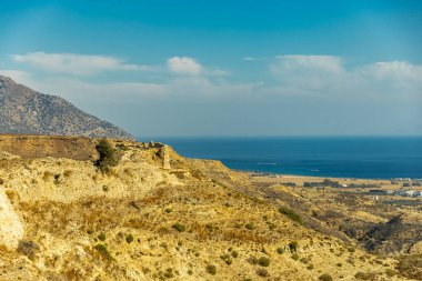 Yunanistan 'ın güzel güneşli adası Kos' ta antik Antimachia kalesi Yunanistan 'ın güney Ege bölgesindeki kültür programı