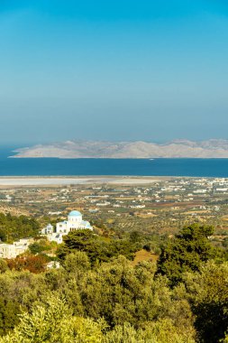 Güney Ege 'deki Yunanistan' ın Kos adasının en yüksek noktasına - Dikeos Dağı - Yunanistan 