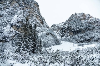 Güney Tyrolean bölgesinde, Peder Dağı Hanı - Güney Tyrol - İtalya