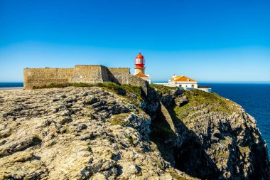 Sagres yakınlarındaki Cabo de So Vicente 'deki Avrupa anakarasının güney-batı ucuna seyahat ediyoruz.