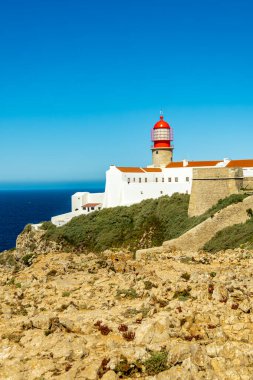 Sagres yakınlarındaki Cabo de So Vicente 'deki Avrupa anakarasının güney-batı ucuna seyahat ediyoruz.