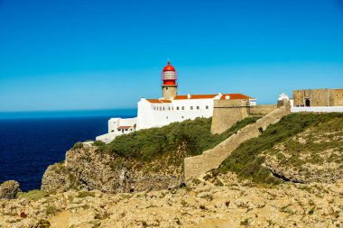 Sagres yakınlarındaki Cabo de So Vicente 'deki Avrupa anakarasının güney-batı ucuna seyahat ediyoruz.