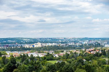 Frankfurt am Main - Hesse - Almanya üzerinden Goethe Kulesi manzaralı muhteşem bir yürüyüş.
