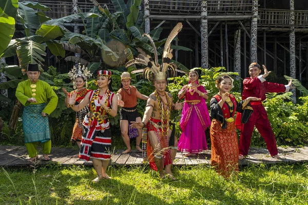 Kuching Sarawak May 2022 Traditional Dancer Sarawak Village Celebrating Culture — Stock Photo, Image