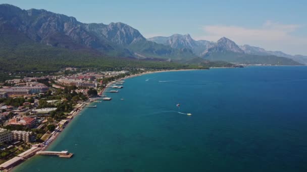Luftaufnahme Der Küstenregion Von Kemer Türkischer Badeort Schönes Mittelmeer Türkisfarbenes — Stockvideo