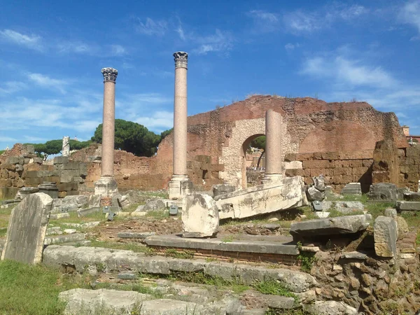 Jerash, Hırvatistan 'daki antik Roma forumunun kalıntıları.