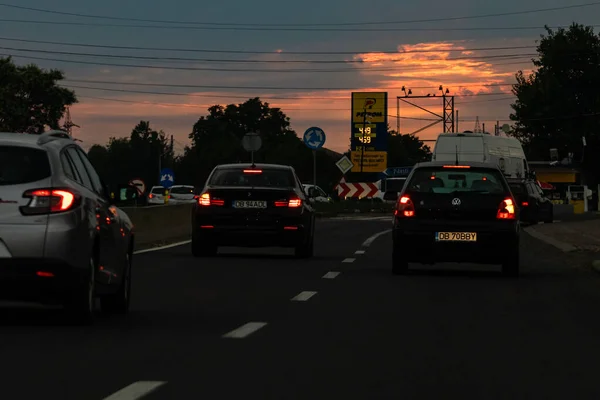 Ruch Samochodowy Zanieczyszczenie Środowiska Korki Rano Wieczorem Stolicy Bukaresztu Rumunia — Zdjęcie stockowe
