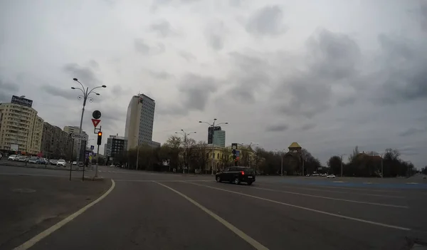 Liikenneruuhkia Saasteita Tyhjiä Katuja Bukarestin Keskustassa Romaniassa 2021 — kuvapankkivalokuva