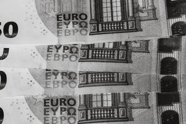 有选择地关注欧元钞票的细节 密切关注货币钞票的宏观细节 50欧元孤立 世界货币概念 通货膨胀和经济概念 — 图库照片