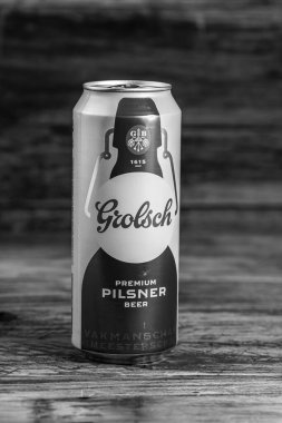 Grolsch Premium Pilsner Grolsch Birası. Bükreş, Romanya, 2023