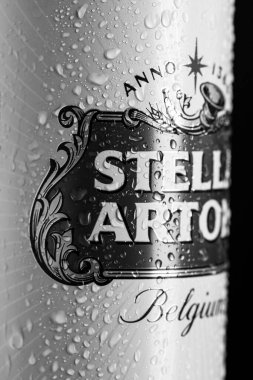 Stella Artois bira kutusu. Bükreş, Romanya, 2023