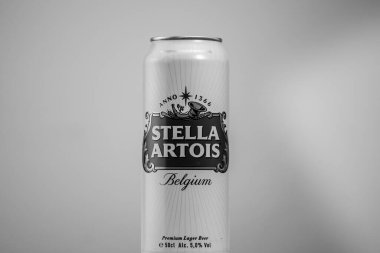 Stella Artois bira kutusu. Bükreş, Romanya, 2023