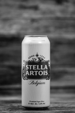 Stella Artois bira kutusu. Bükreş, Romanya, 2023